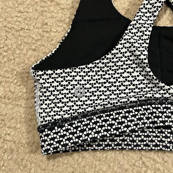Lululemon Time To Sweat Bra Monochromic White / Black Size 6 - Picture 3 of 5